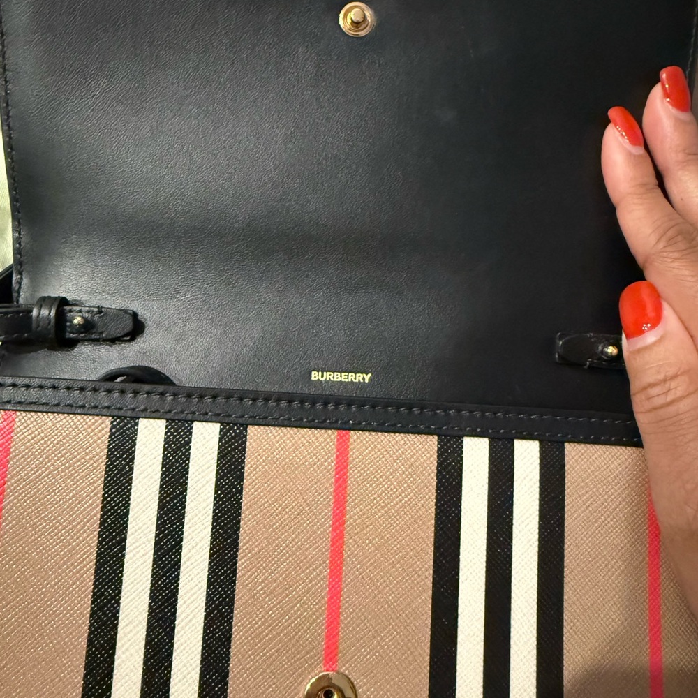 Burberry Beige and Red Crossbody Bag - Picture 3 of 4